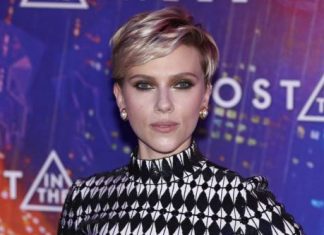 Скарлетт Йоханссон отказалась от роли трансгендера