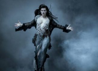 Дэвид Харбор в адском угаре спасает мир от Миллы Йовович