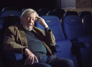 В «Золотую коллекцию неигрового кино» вошел фильм «Катюша», где впервые применили скрытую съемку положительного героя