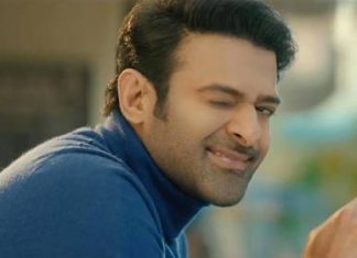 Пять крупнейших российских киносетей заморозят цены на билеты